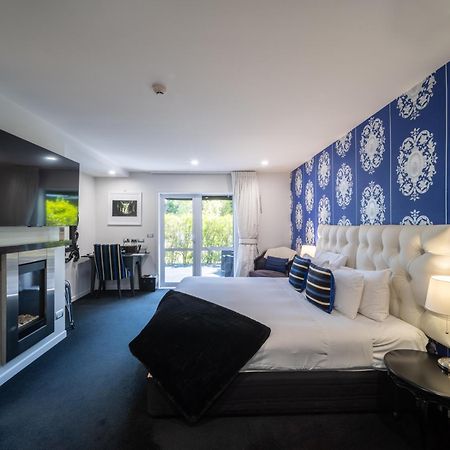 Black Swan Lakeside Boutique Hotel Rotorua Bagian luar foto