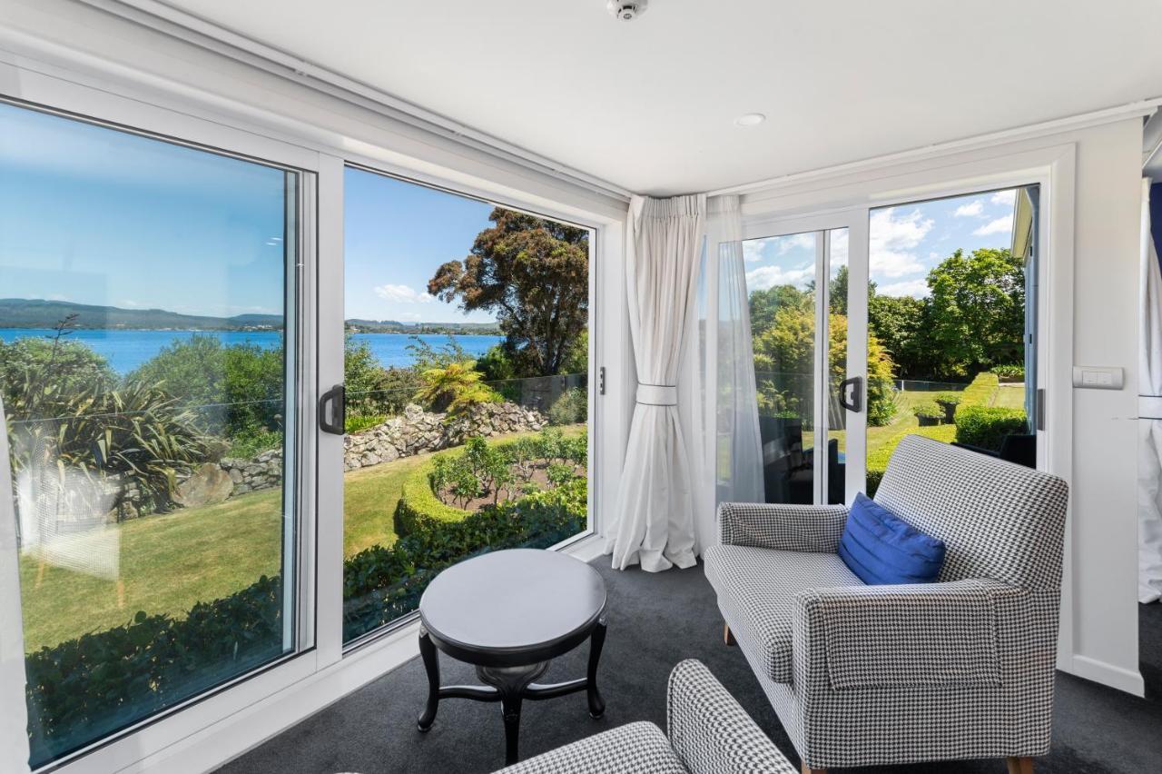 Black Swan Lakeside Boutique Hotel Rotorua Bagian luar foto