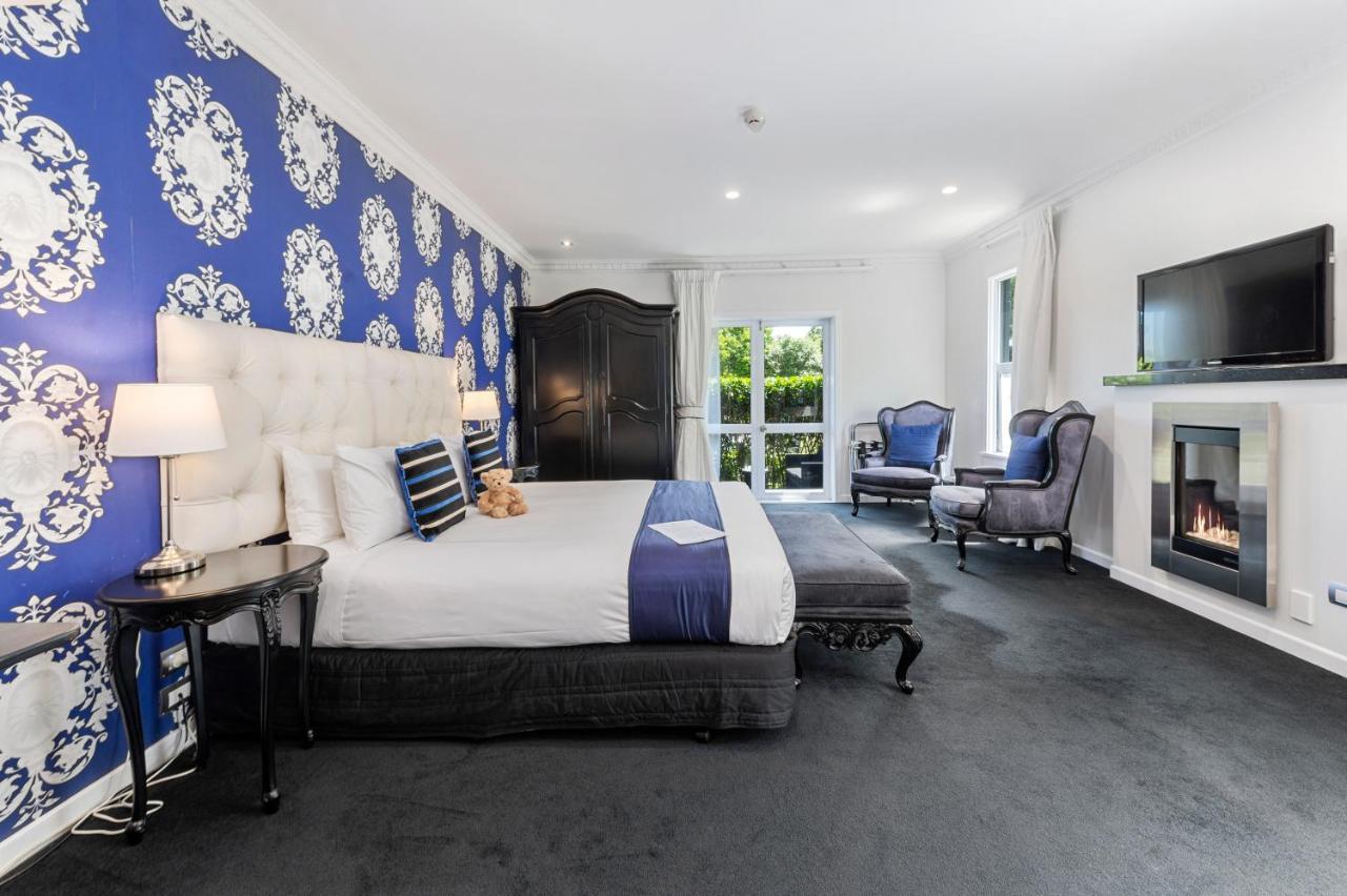 Black Swan Lakeside Boutique Hotel Rotorua Bagian luar foto
