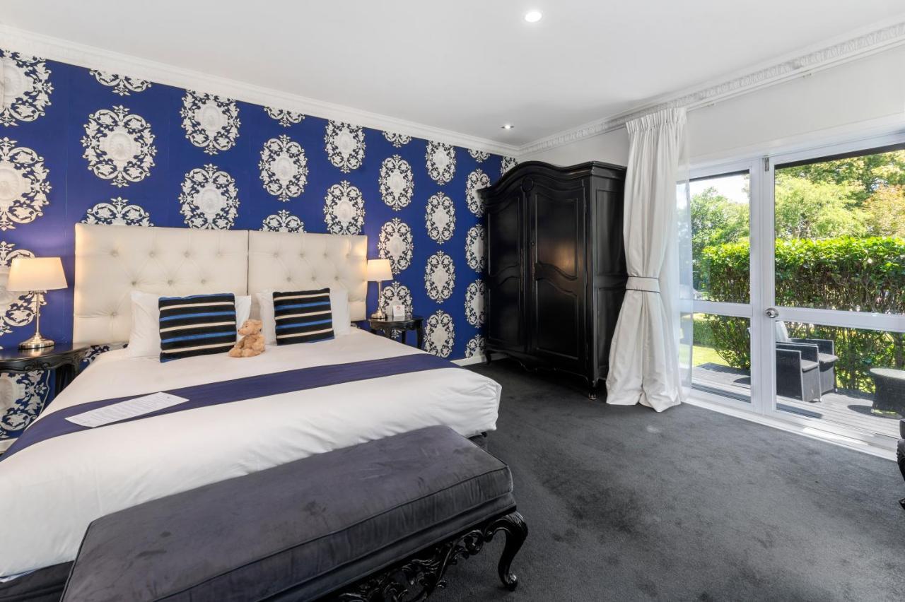 Black Swan Lakeside Boutique Hotel Rotorua Bagian luar foto