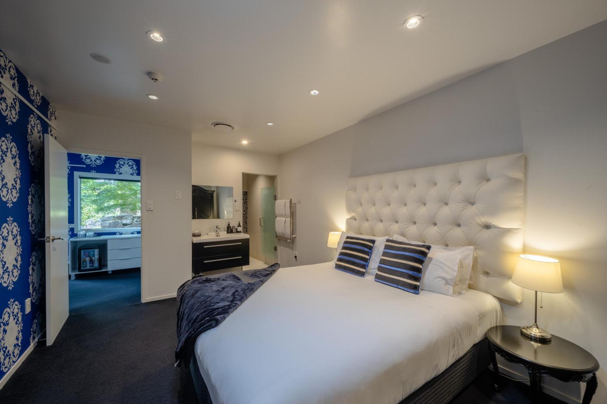 Black Swan Lakeside Boutique Hotel Rotorua Bagian luar foto