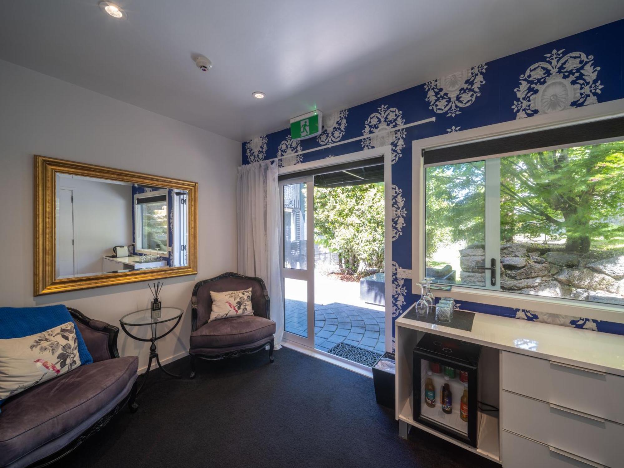 Black Swan Lakeside Boutique Hotel Rotorua Bagian luar foto