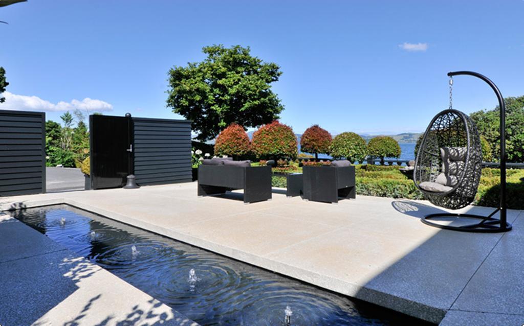 Black Swan Lakeside Boutique Hotel Rotorua Bagian luar foto